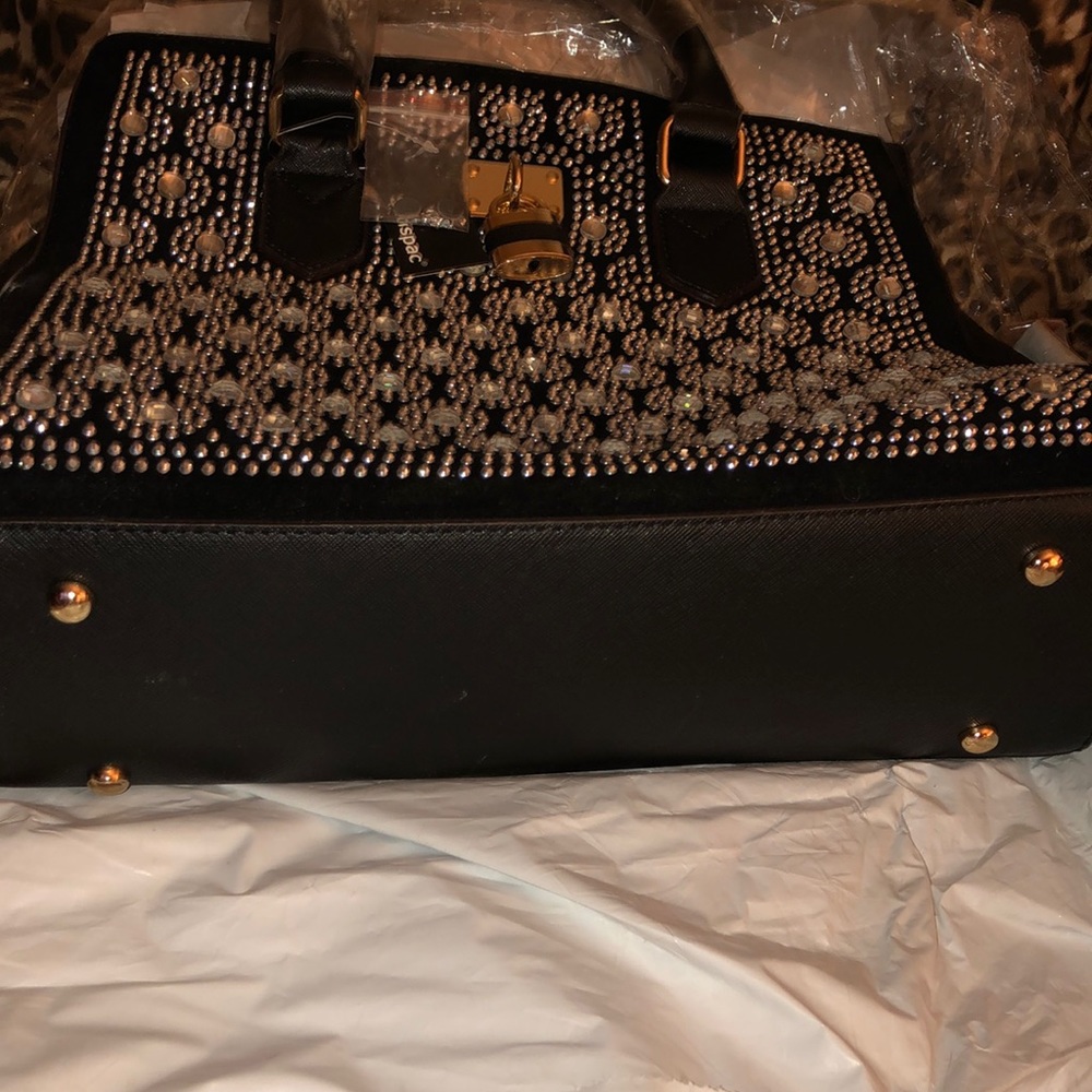 Handbag - Picture 2 of 8